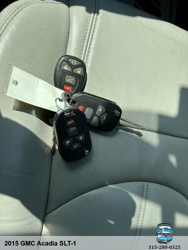2015 GMC Acadia SLT-1