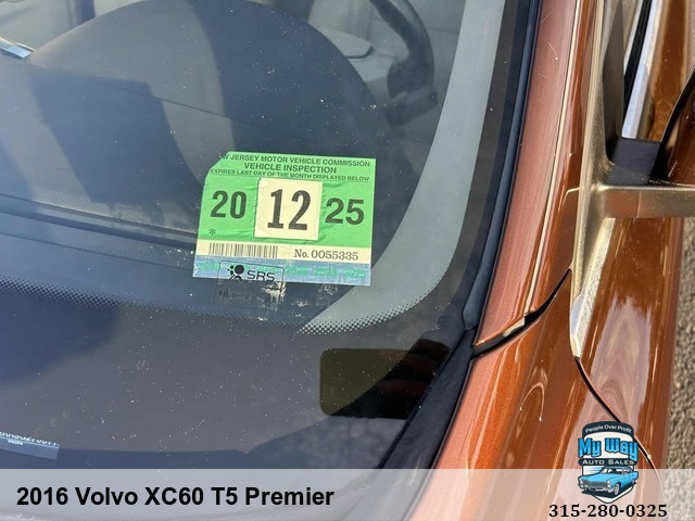 2016 Volvo XC60 T5 Premier
