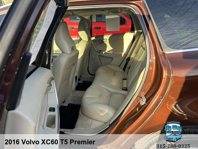 2016 Volvo XC60 T5 Premier