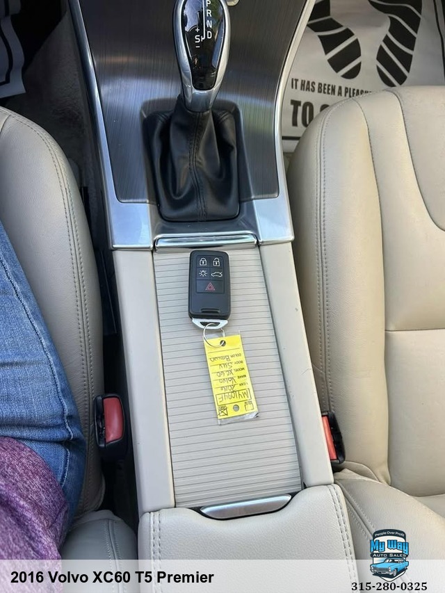 2016 Volvo XC60 T5 Premier
