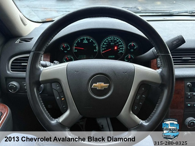 2013 Chevrolet Avalanche Black Diamond