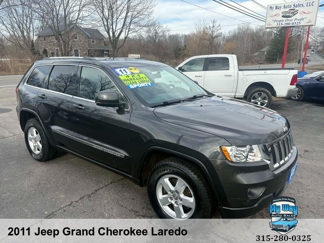 2011 Jeep Grand Cherokee Laredo 